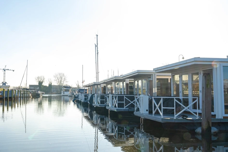 Houseboats Lemmer