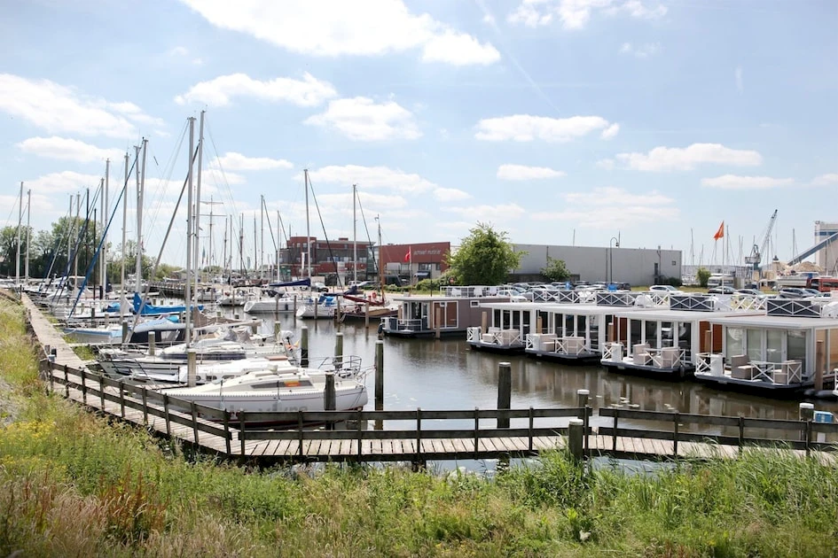 Houseboats Lemmer