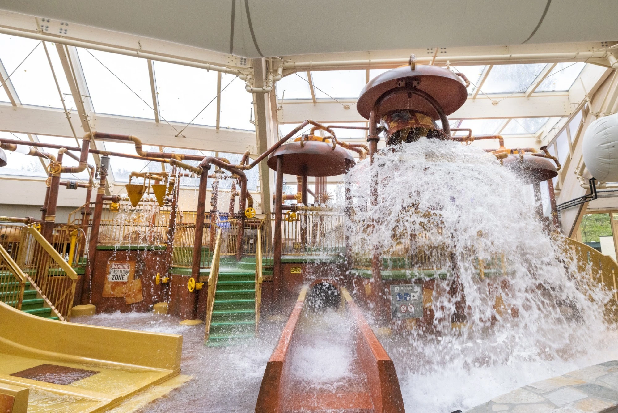 Aqua Mundo Huttenheugte